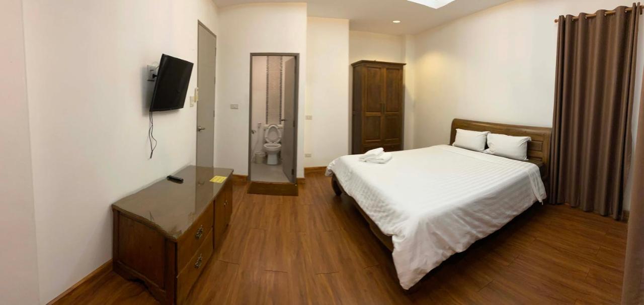 Hotel Iya Pathum Thani Dış mekan fotoğraf